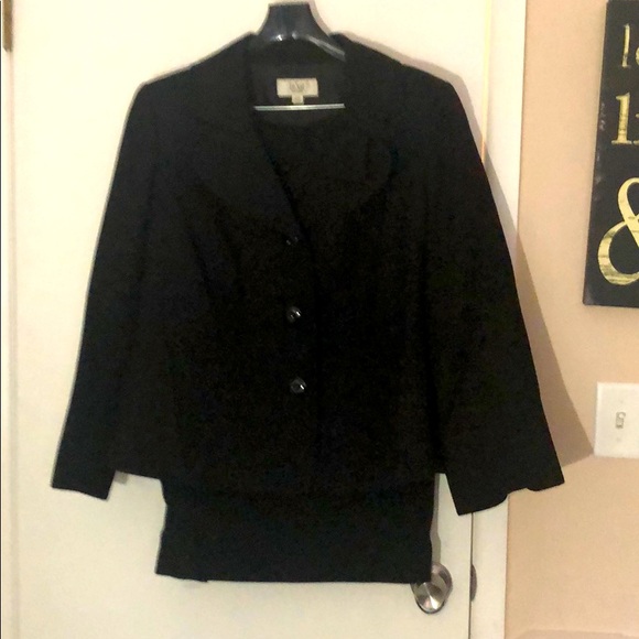 Dress Suit
